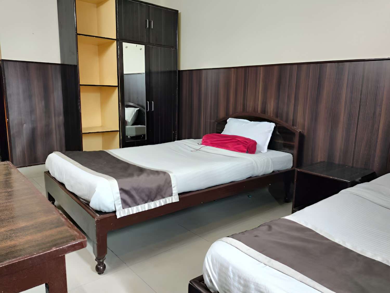 Super Deluxe Room View 5